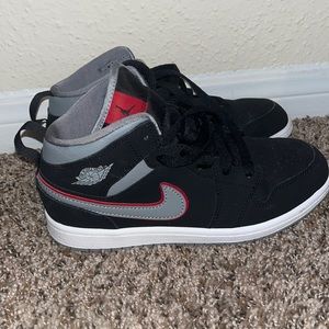 Air Jordan size 3y only worn once. Very good condition.